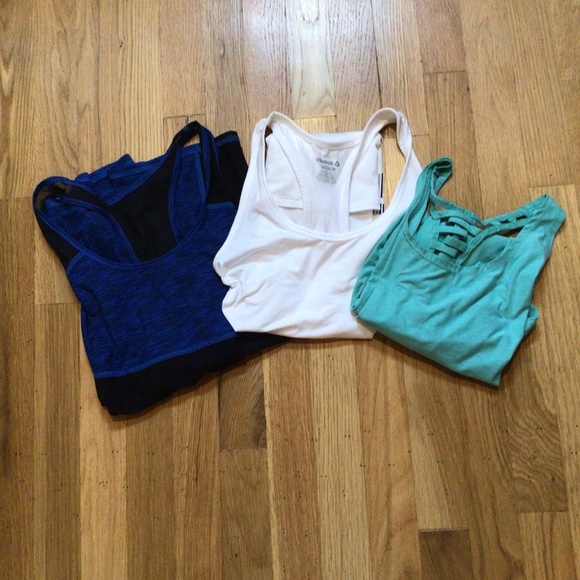 3 Women’s Activewear tops racerback sz small - Picture 1 of 10
